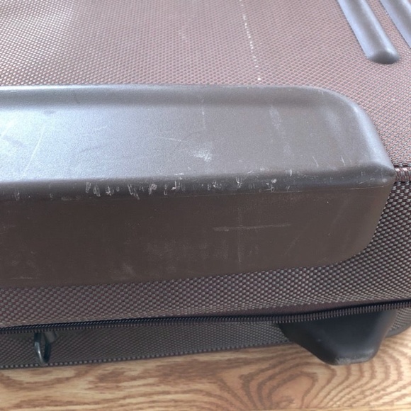 grey/brown TUMI "Alpha" 2-wheeled garment bag - Picture 12 of 12